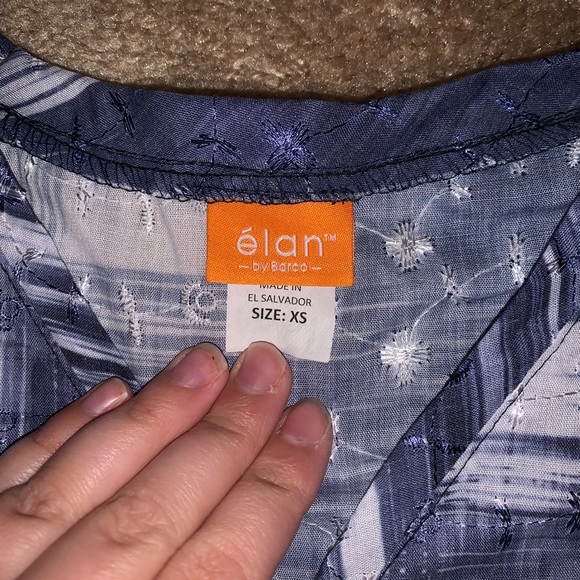 Elan Scrub top - Picture 2 of 2